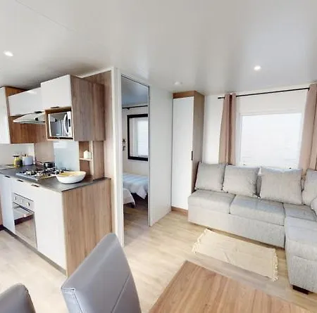 Campingplatz Mobil 4/6 Personnes *